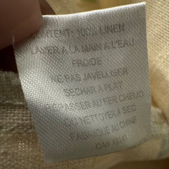 Floral Print Sleeveless Linen Dress With Button Details & Bow Straps - Picture 4 of 10